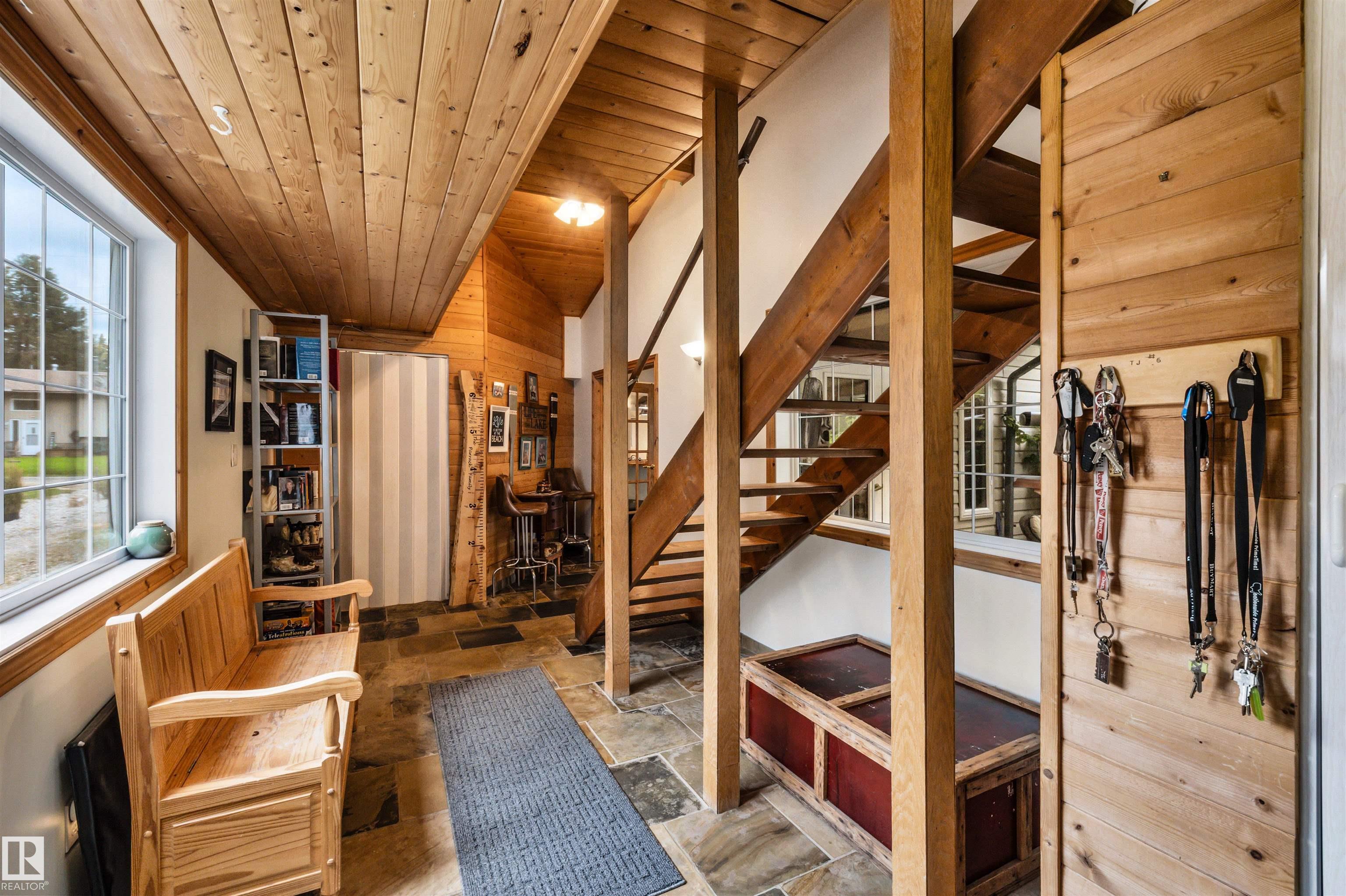 605 6st. Ross Haven — photo 12