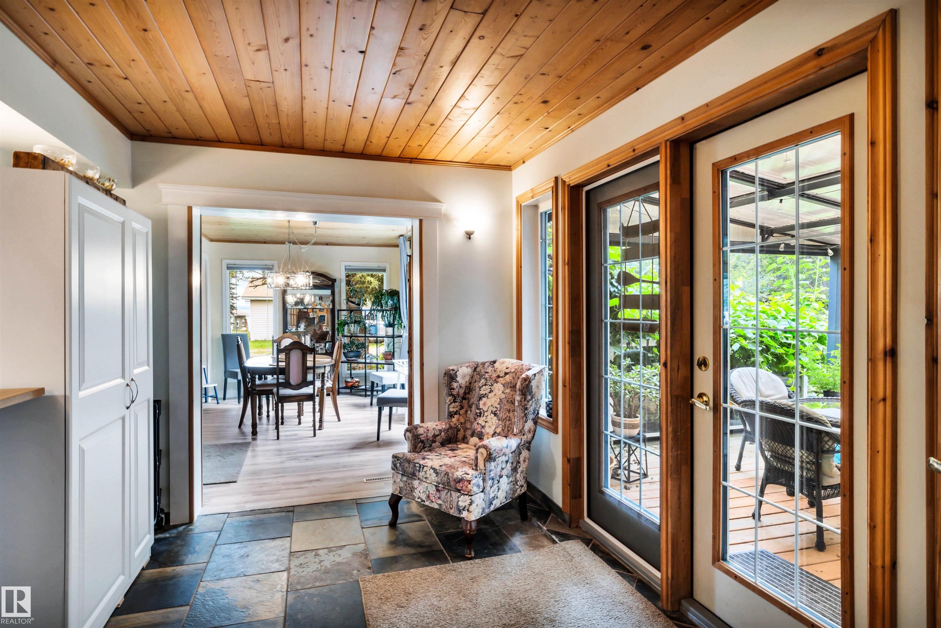 605 6st. Ross Haven — photo 14