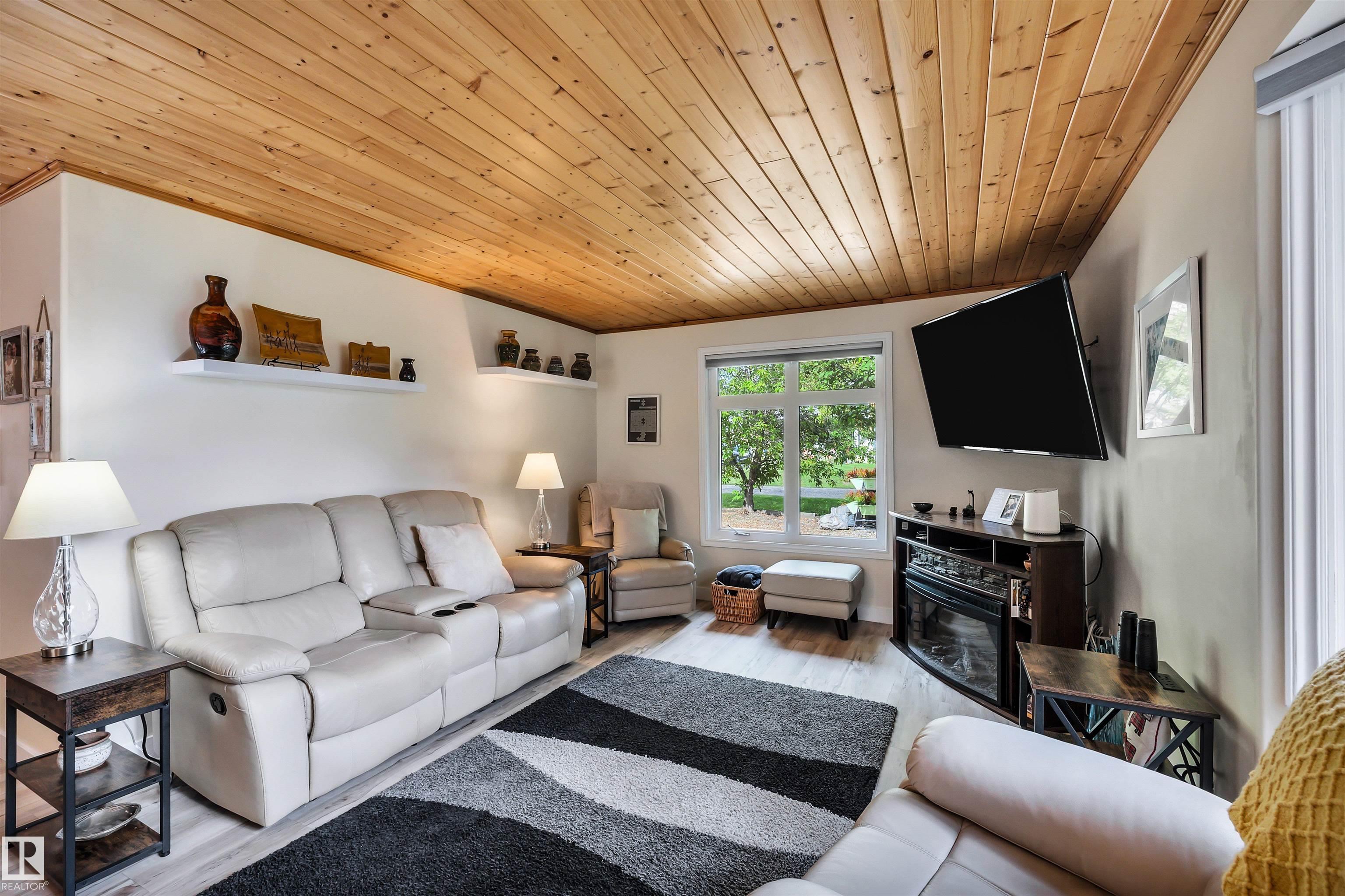 605 6st. Ross Haven — photo 19