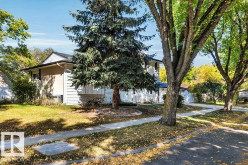 21 Fleetwood Crescent — photo 74